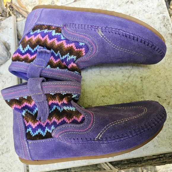 MINNIETONKA Purple & Multi Color Moccasin Shoe Kids Sz 3 - Picture 6 of 8